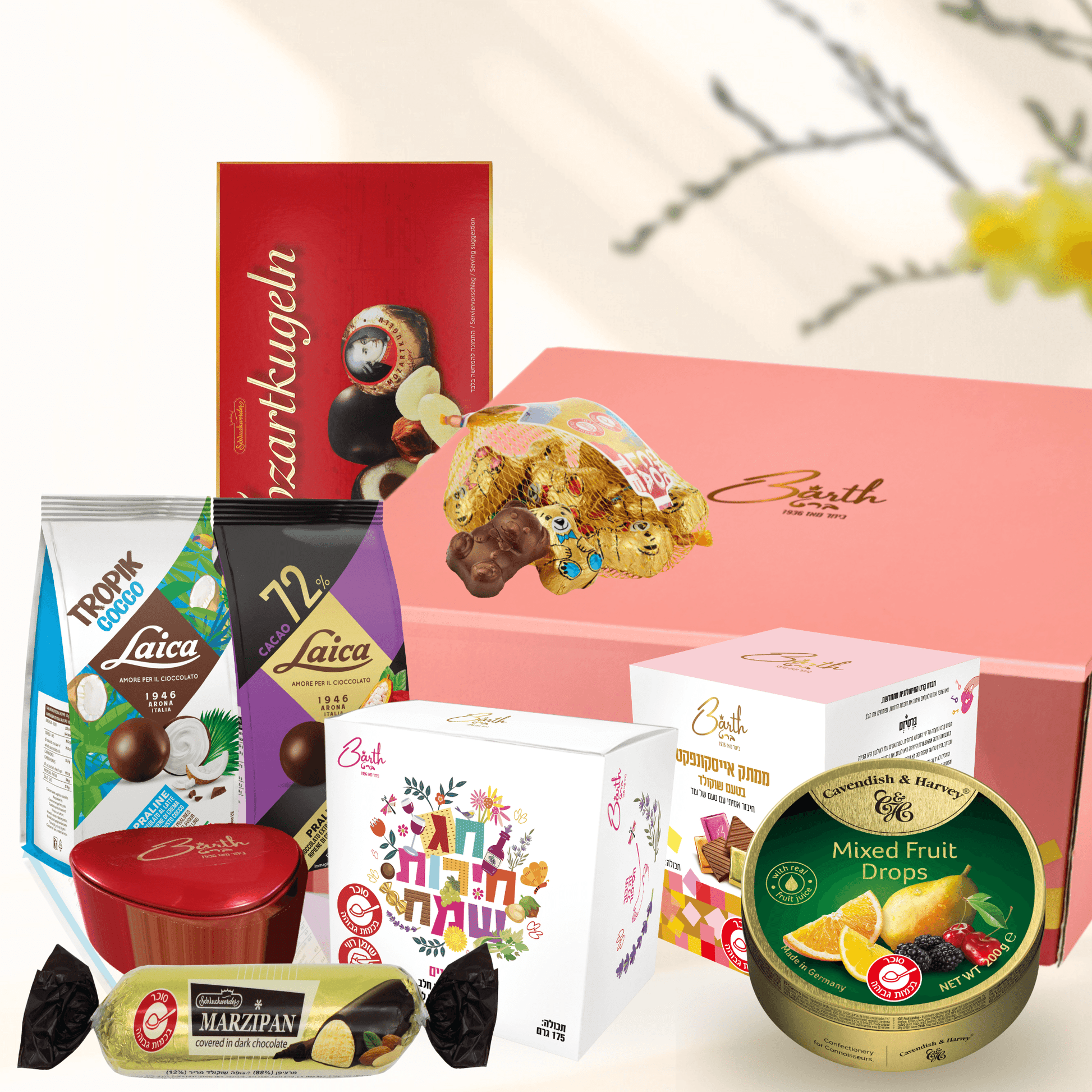 מארז מתוקים לפסח כשר לפסח עם שוקולדים, פרלינים וממתקים במארז מתנה חגיגי מבית ברט